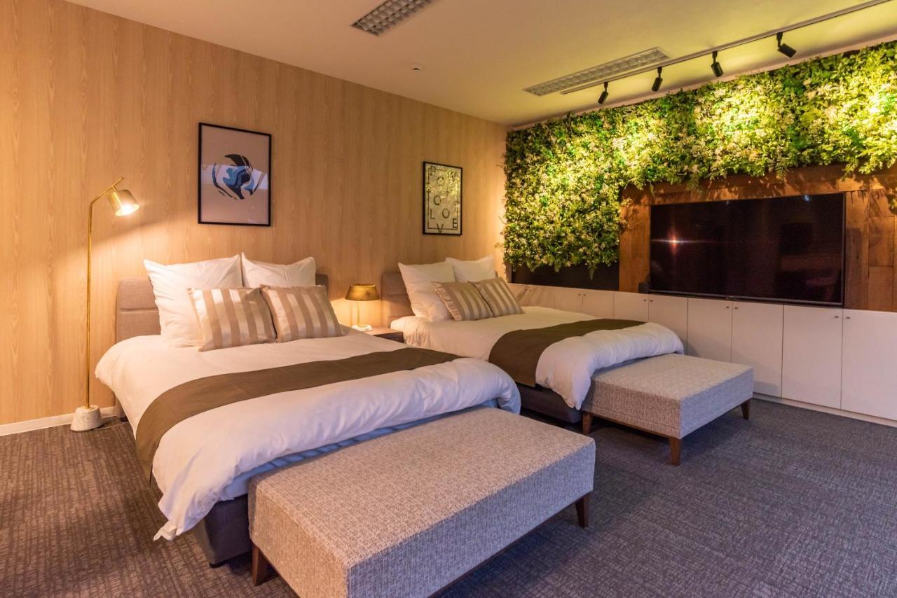 Bijou Suites Ai Premium Osaka Bagian luar foto